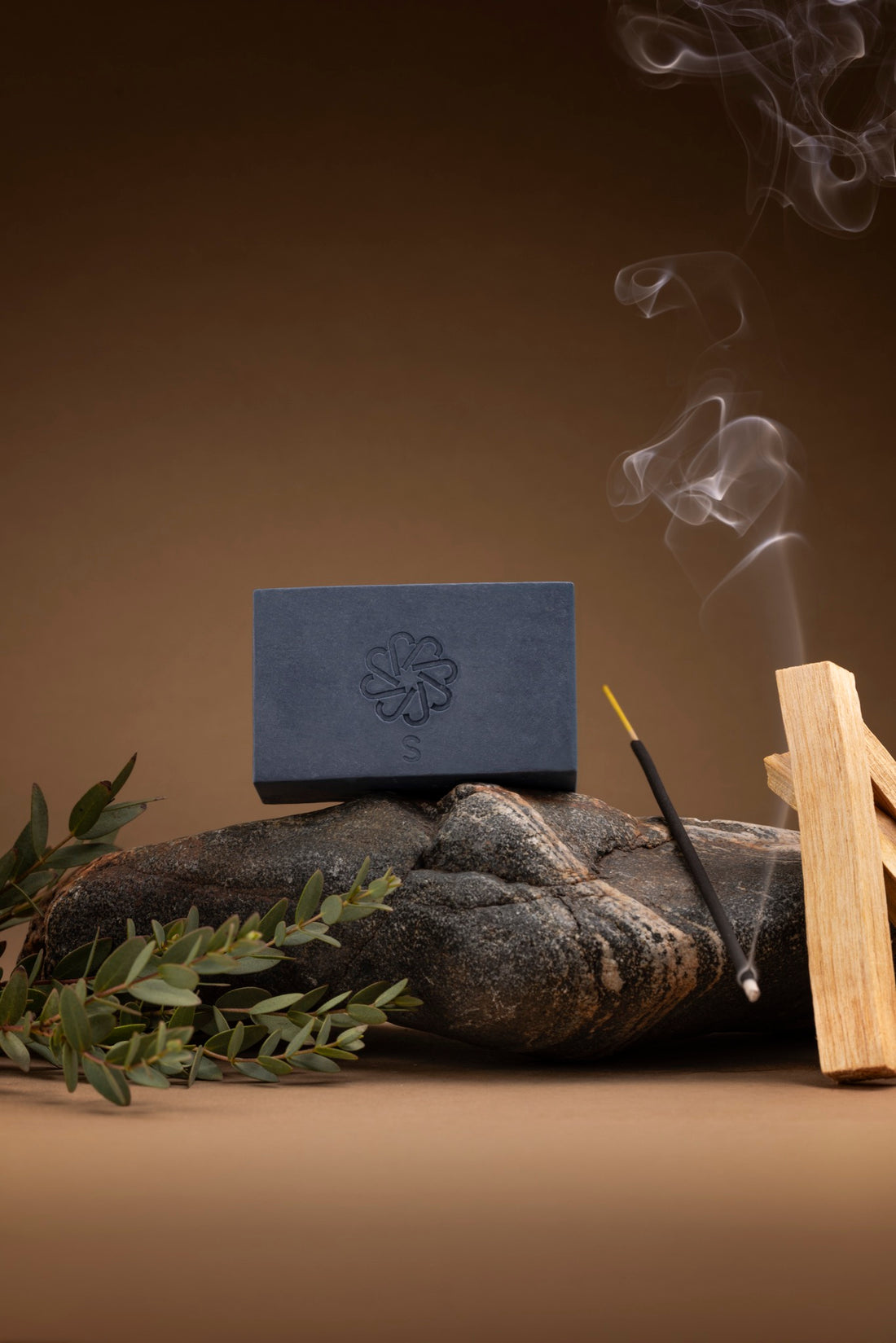 JIVANTRA Solid Shampoo bar with eucalyptus and palo santo